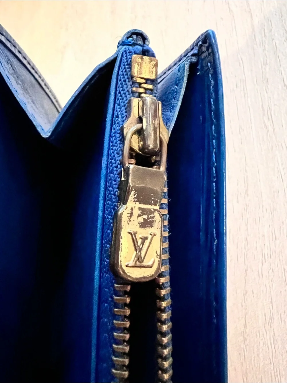 Authentic Louis Vuitton Blue Epi Leather Sarah Long Wallet